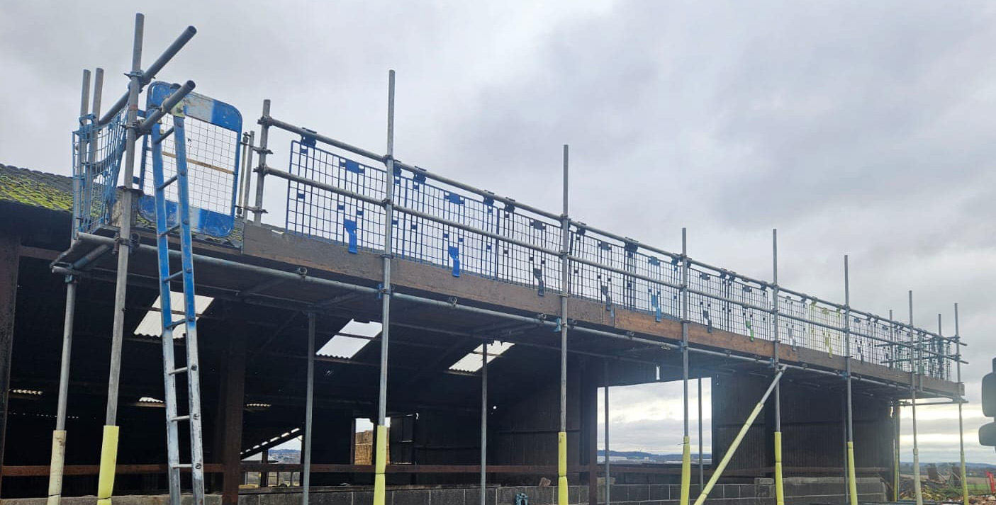 Commercial scaffolding contractors